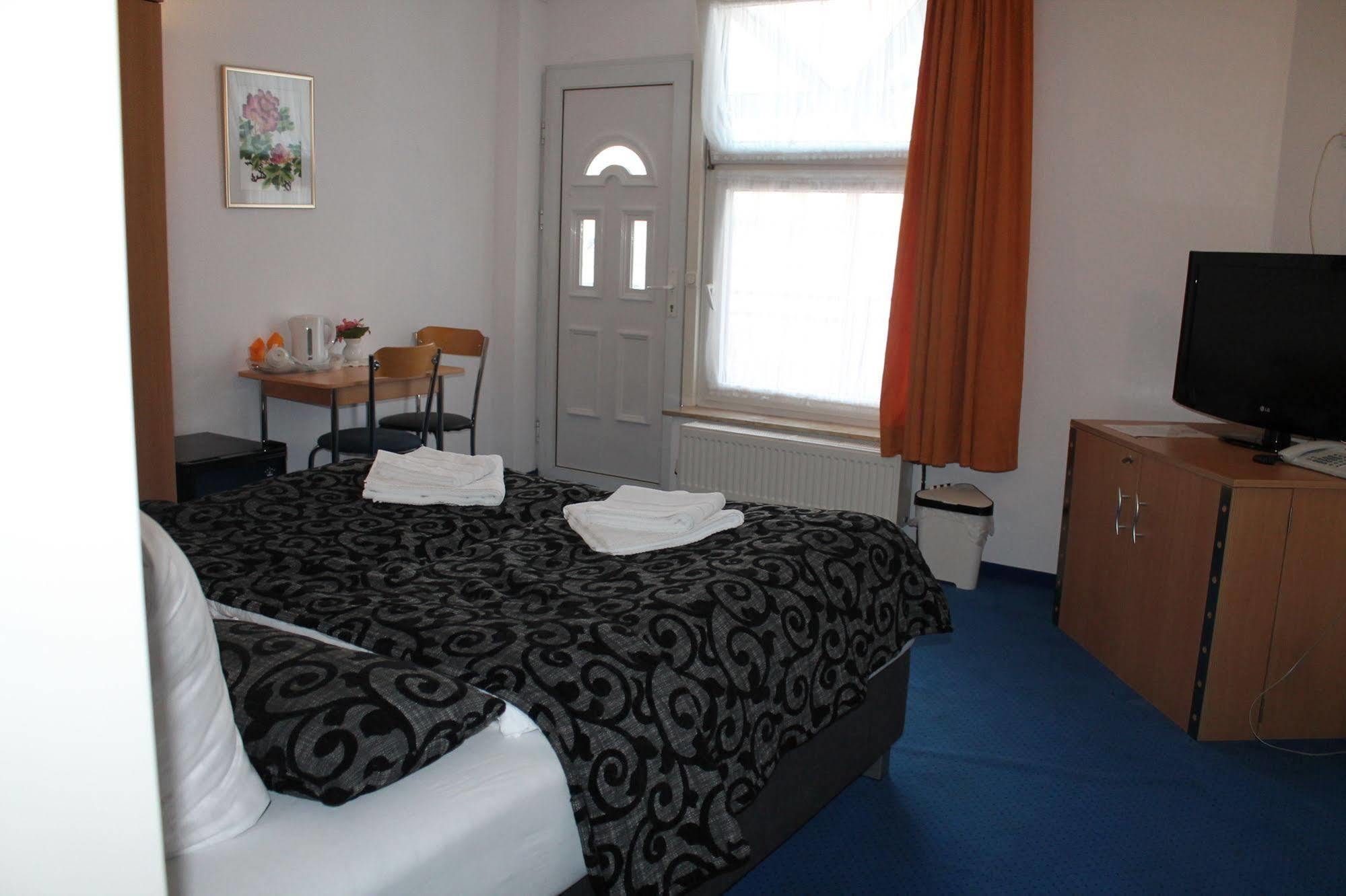 City Lounge Hotel Düsseldorf Eksteriør billede